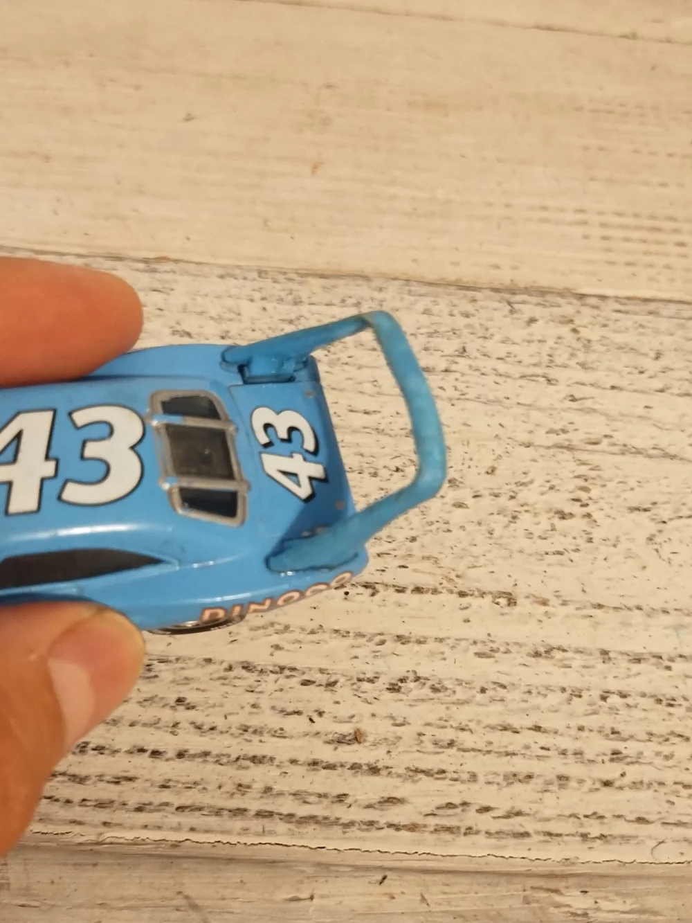 Disney Pixar Cars #43 Dinoco The King Metal Die-cast 1970 Plymouth Superbird
